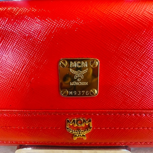 MCM Red w/Golden Hardware Long Trifold Wallet: M9376, EUC - Picture 3 of 10